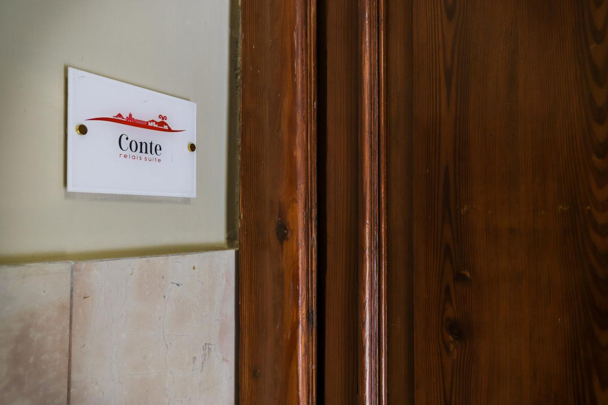 Conte Relais Suite Napoli Ngoại thất bức ảnh